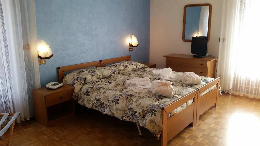 Albergo Bellavista Comèlico Superiore 2*,  Italien
